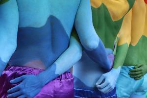 DOSB und DFB starten mit Bus beim Christopher Street Day