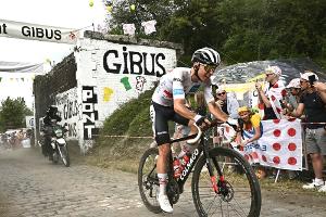 Pogacar gewinnt sechste Tour-Etappe und holt Gelb