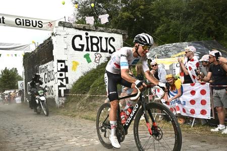 Pogacar gewinnt sechste Tour-Etappe und holt Gelb