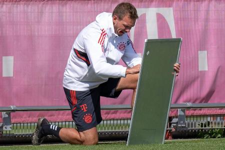 Nagelsmann erwartet Sextett - Am Dienstag sollen Manuel Neuer, Thomas Müller, Lucas Hernández, Benjamin Pavard, Leroy Sané und auch Robert Lewandowski ins Training einsteigen!