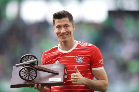 Vor Leistungstest: Lewandowski in München gelandet