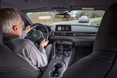 Toyota GR Supra 3.0, Cockpit