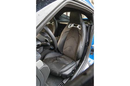 Toyota GR Supra 3.0, Sitze