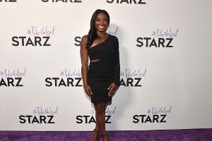 Malbuch für Biles: Stewardess hält Turnstar für ein Kind