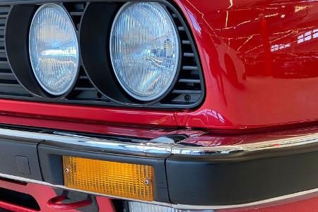 BMW 323i E30 260 km (1985)