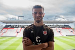 St. Pauli holt kosovarischen Nationalspieler Fazliji
