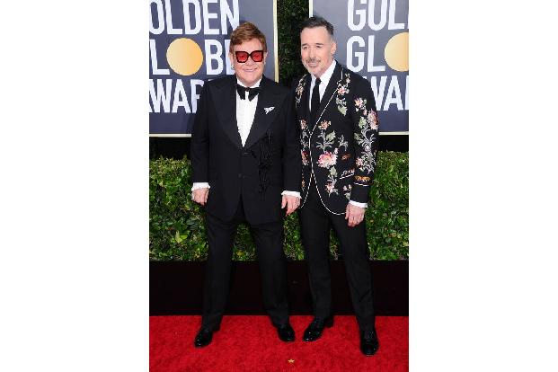 Manchmal ist es natürlich auch die Biologie, die eine Leihmutter erforderlich macht, so wie bei Elton John und seinem Mann David Furnish, die zwei Söhne haben. Auch…