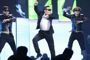 Psy feiert zehn Jahre "Gangnam Style"
