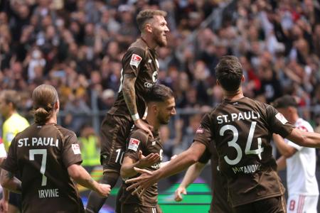 St. Pauli gewinnt Topspiel nach furioser erster Halbzeit