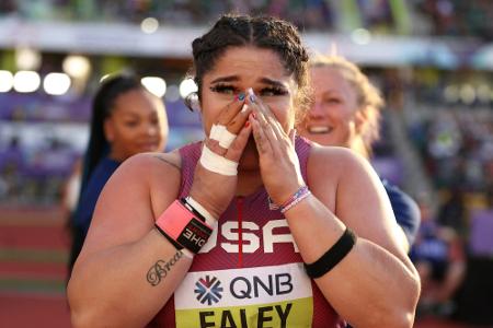 US-Kugelstoßerin Ealey holt WM-Gold