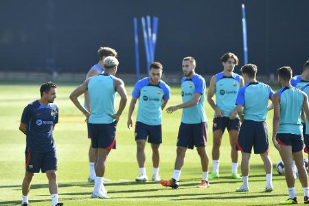 Barca-Coach Xavi muss Abflug in die USA verschieben