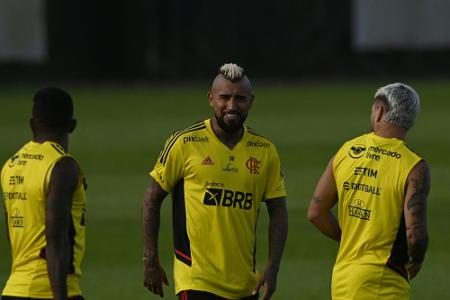 Vidal bei Flamengo vorgestellt