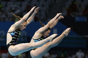 Wasserspringerinnen Hentschel und Punzel im 3-m-Finale