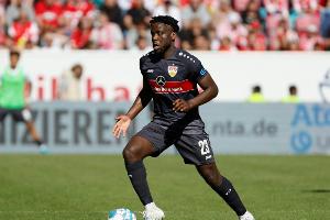 VfB-Profi Mangala positiv getestet