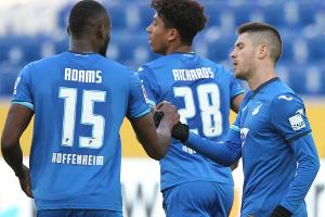 Adams verlängert und wechselt auf Leihbasis nach Basel