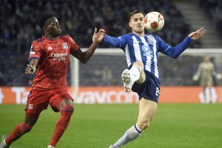 FC Augsburg bietet für Stürmer Martinez zehn Millionen Euro