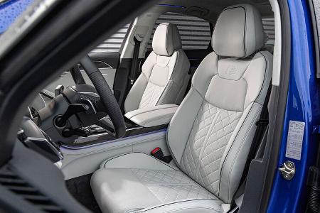 Audi S8 TFSI Quattro, Sitze