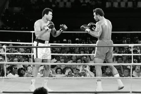 Colts-Besitzer ersteigert Alis WM-Gürtel