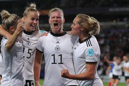 Deutschland vs. Frankreich: Noten und Einzelkritik - Am Mittwochabend stand für die deutsche Frauen-Nationalmannschaft bei der EM das Halbfinale an. Gegen Frankreich zeigte das Team von Bundestrainerin Martina Voss-Tecklenburg erneut einen couragierten Auftritt und löste dank der besseren Chancenverwertung mit einem 2:1-Sieg das Finalticket. Alle DFB-Stars in der Einzelkritik: