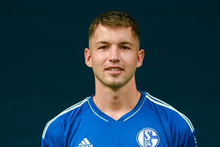 Paderborn leiht Schalker Pieringer aus