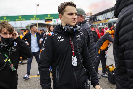 Oscar Piastri - Plötzlich hat auch Supertalent Oscar Piastri eine neue Option. Williams würde den Alpine-Youngster gerne verpflichten, Piastri-Manager Mark Webber würde ihn aber gerne bei einem besseren Team unterbringen. Bis zuletzt soll er auf das Riccardo-Cockpit bei McLaren spekuliert haben, doch diese Tür schlugen Andreas Seidl und Co. zuletzt zu. Aston Martin ist da eine mehr als willkommene Alternative.