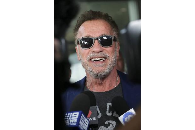 …dass er erfolgreich ins Schauspielfach wechseln und Hollywood erobern könnte. Was viele vergaßen: Arnie bekam bereits für seine dritte Rolle einen Golden Globe: Für seine Darstellung eines – okay, ni ...