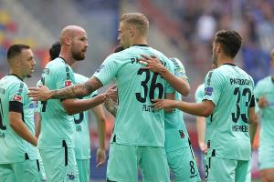 DFB-Pokal: Paderborn feiert Kantersieg