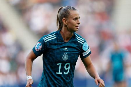 Freigetestete Bühl als Zuschauerin beim EM-Finale