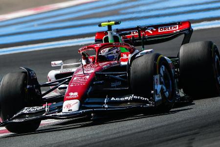 13. Platz: Guanyu Zhou (Alfa Romeo) - Note: 4,0 - Nachdem Bottas kurz vor Schluss noch seinen Wagen abstellen musste war er der einzige Alfa-Romeo-Fahrer, der es ins Ziel schaffte. Erneut gab es jedoch keine Punkte für Zhou und das Team.