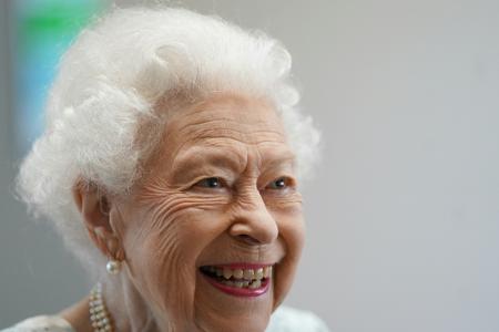 Queen gratuliert englischen Fußballerinnen