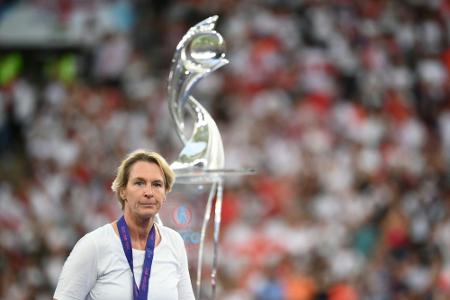 VAR-Kritik nach Elfmeter-Check: 