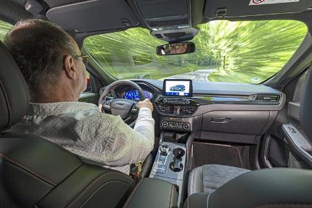 Ford Kugar 2.5 PHEV Top-Test