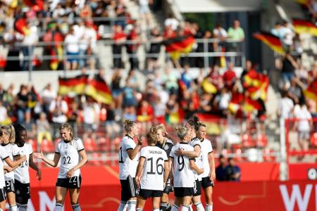 DFB-Frauen in der Heimat gelandet