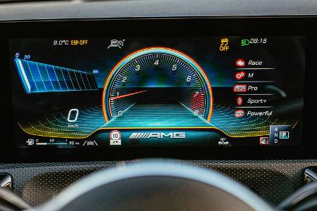 Mercedes-AMG CLA 45 S 4Matic+, Interieur