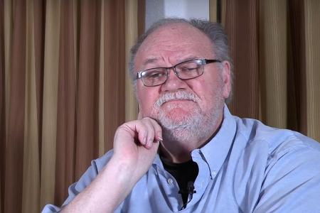 Thomas Markle meldet sich nach Schlaganfall zurück