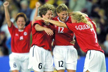 Rekordspielerin Riise neue Frauen-Teamchefin von Norwegen