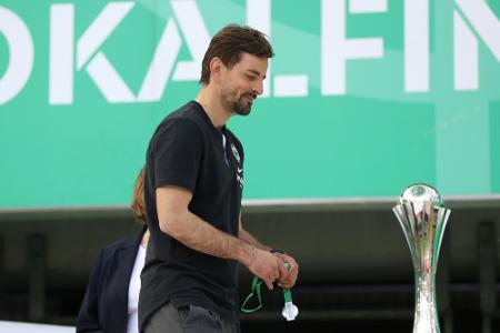 Eintracht-Frauen binden Trainer Arnautis bis 2026