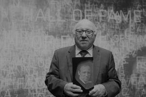 Scholz nimmt an Trauerfeier für Seeler teil