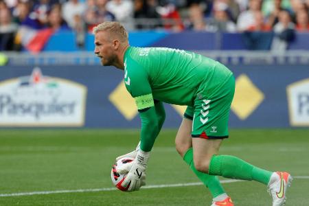Nach elf Jahren: Meisterkeeper Schmeichel verlässt Leicester