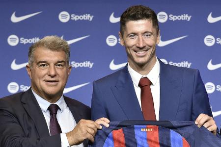 Lewandowski in Barcelona vorgestellt: 