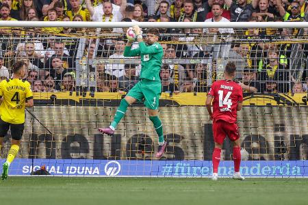BVB vs. Bayer Leverkusen: Noten und Einzelkritik - Im ersten Top-Spiel der neuen Bundesligasaison trafen am Samstagabend Borussia Dortmund und Bayer Leverkusen aufeinander. Der BVB behielt in einer enorm intensiven Partie das bessere Ende für sich und brachte mit einer couragierten Leistung ein frühes 1:0 über die Zeit. Alle Akteure in der Einzelkritik: