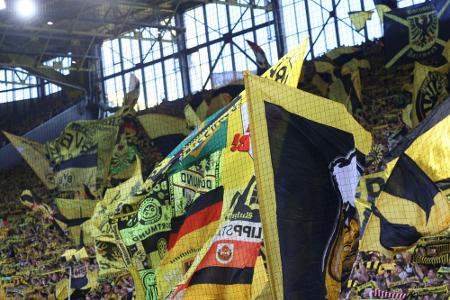 Dortmund: Leere Waffen-Holster in verdächtigem PKW gefunden