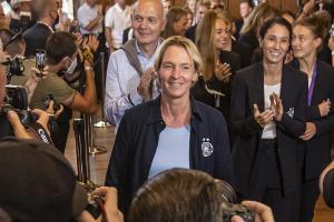 Voss-Tecklenburg für gleiche Titelprämien: "Klares Signal"