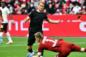 Ein Spiel Sperre für Bayer-Torwart Hradecky