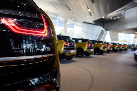 08/2022, BMW i3 Produktionsende Sonderserie Gold BMW-Welt München