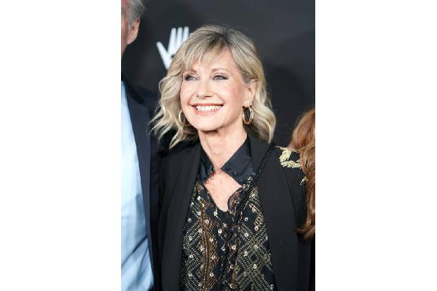Erstmals war Olivia Newton-John 1992 an Brustkrebs erkrankt, die Krankheit kehrte 2013 und 2017 zurück. Die Sängerin starb in Kalifornien, wo sie die letzten 40 Jahre gelebt hatte.
