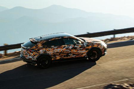 08/2022, Lamborghini Urus Facelift Erlkönig Pikes Peak Rekord