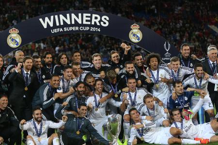 2014: Real Madrid - FC Sevilla (2:0) - Im spanischen Duell zwischen Real Madrid und den FC Sevilla sorgt kein anderer als Cristiano Ronaldo für die zwei Tore. Trainer-Star Carlo Ancelotti darf mit seinem Team also erneut als Sieger vom Feld gehen.