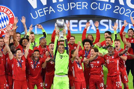 2020: FC Bayern - FC Sevilla (2:1 n.V.) - Mit dem UEFA-Super-Cup-Sieg gegen die Spanier krönte der deutsche Rekordmeister seine Triple-Spielzeit. Nachdem die Münchner schnell durch Ocampos zurückgelegen hatten (13., FE), glich Leon Goretzka noch in der ersten Halbzeit aus (34.). Javi Martínez gelang in der Verlängerung (104.) dann das entscheidende Tor.