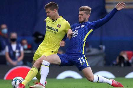 2021: FC Chelsea - FC Villarreal (6:5 i.E.) - 1:1 hieß es nach der regulären Spielzeit zwischen CL-Sieger FC Chelsea und EL-Gewinner Villarreal. Hakim Ziyech hatte für die Blues getroffen, Gerard Moreno für das Gelbe Uboot. Nachdem die Verlängerung torlos blieb, musste das Elfmeterschießen her, mit dem besseren Ausgang für die von Thomas Tuchel trainierten Engländer.